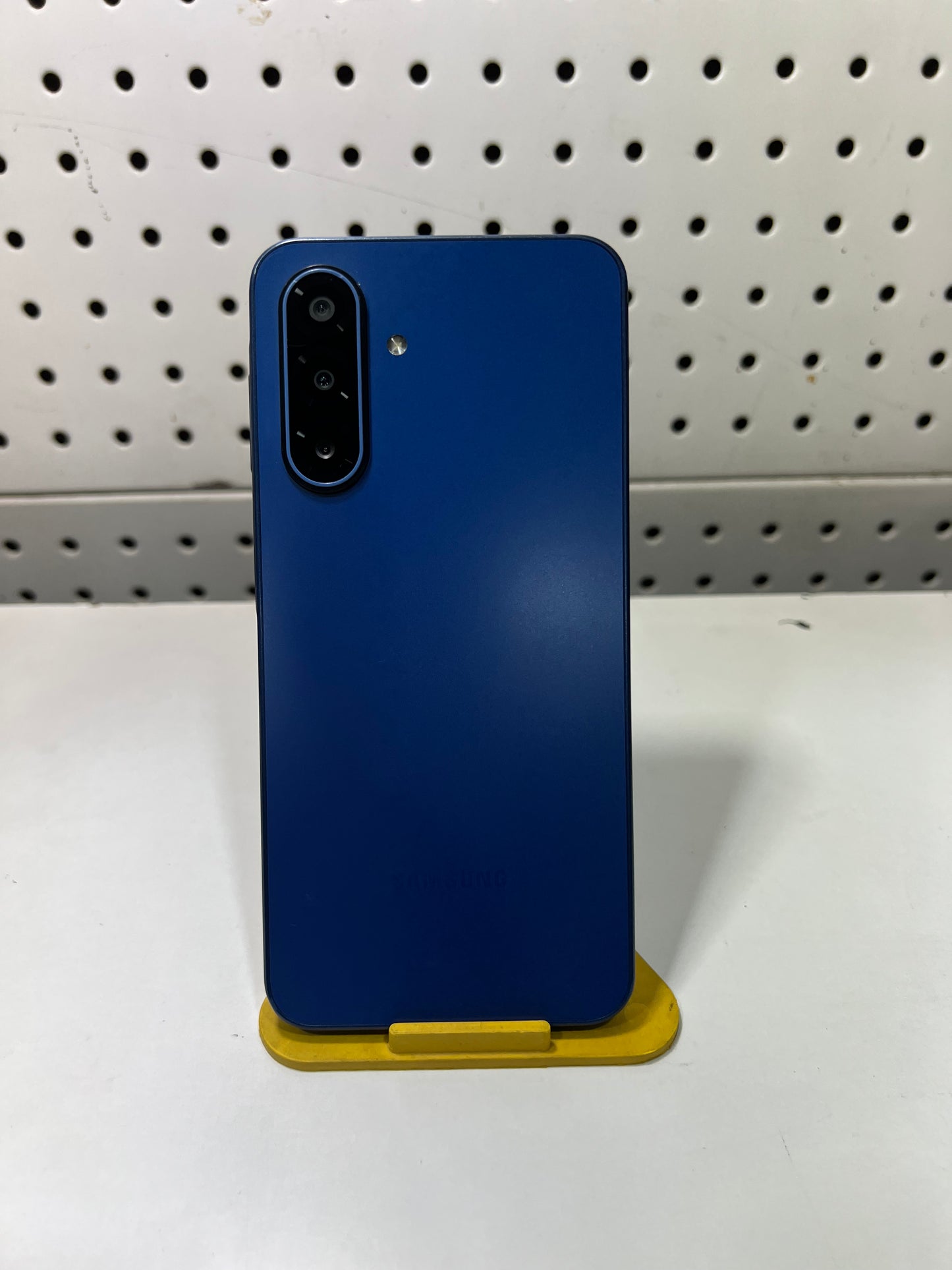 Samsung Galaxy A17 (Second Hand)