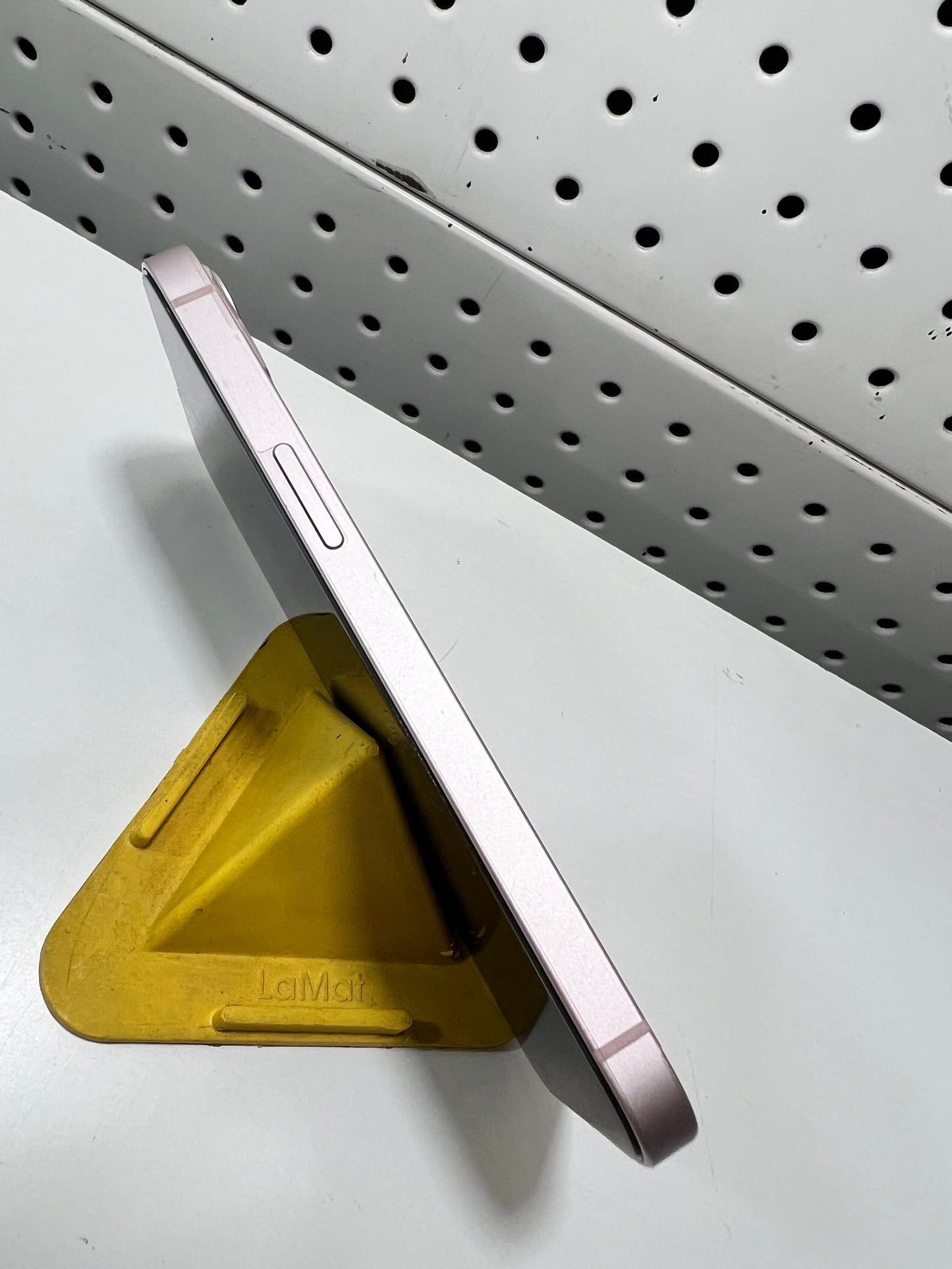 iPhone 13 (Second Hand)