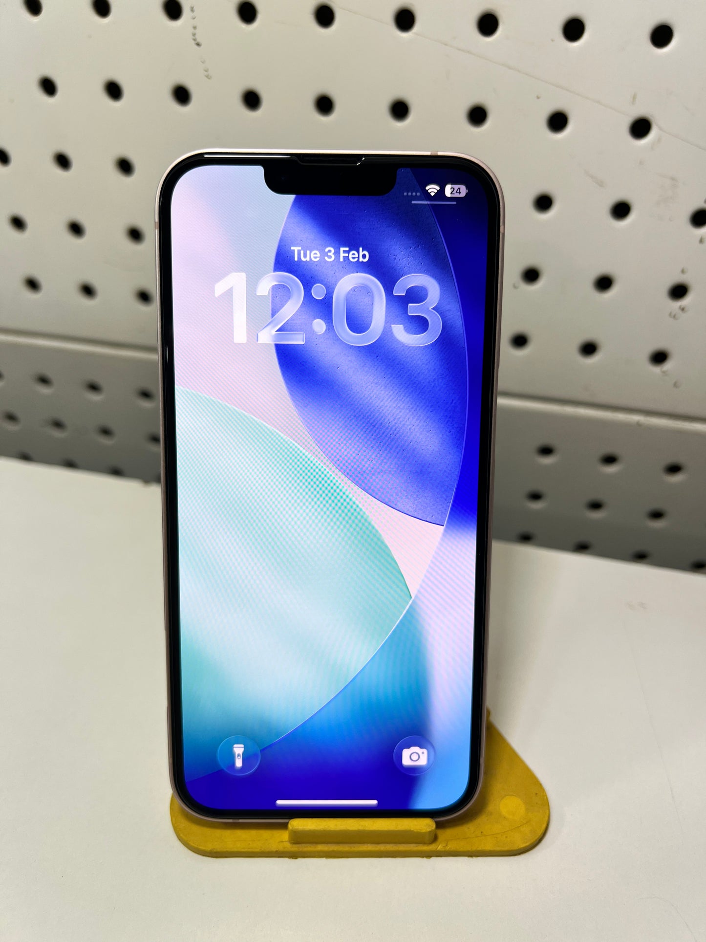 iPhone 13 (Second Hand)