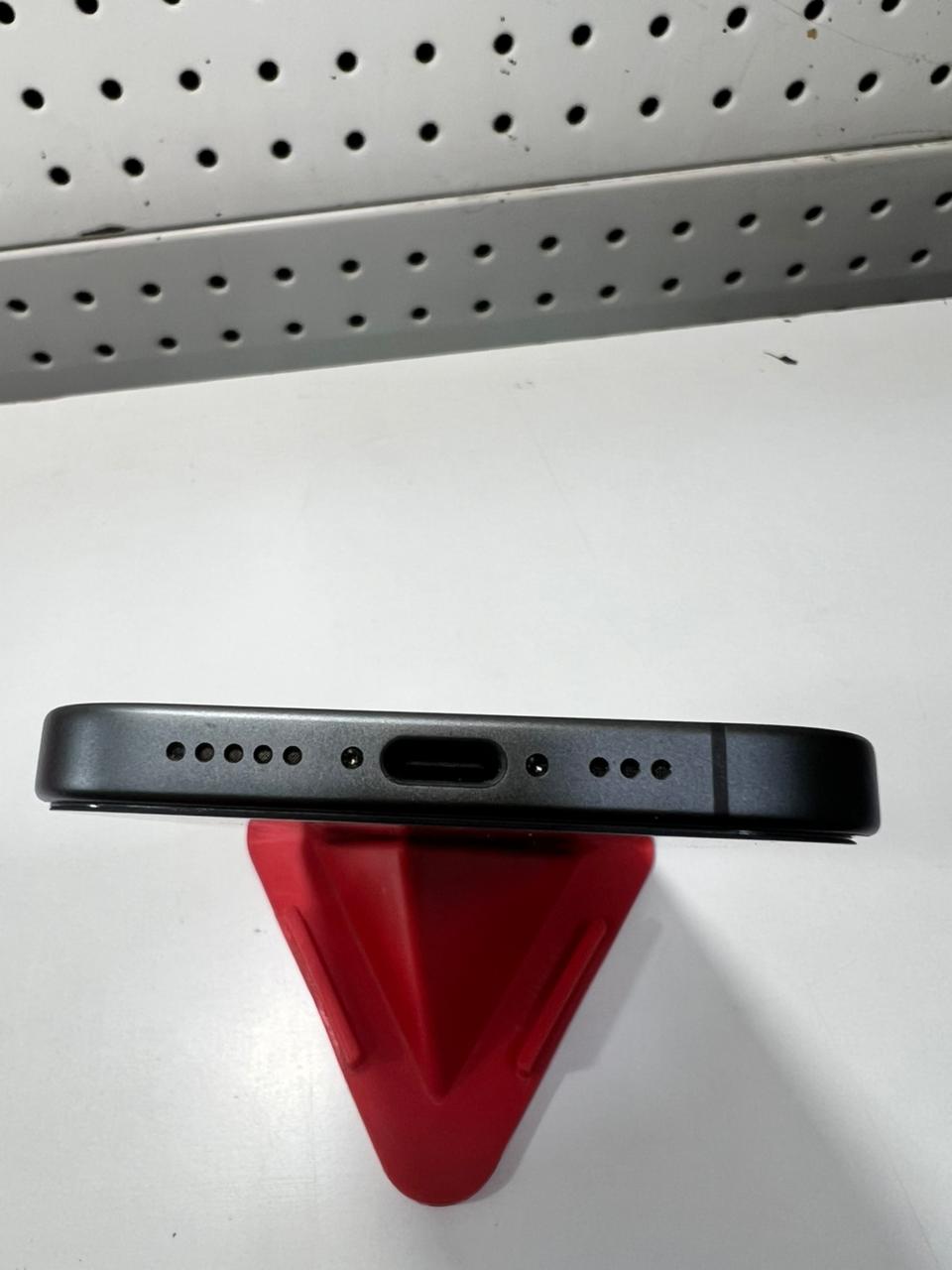 Apple iPhone 17 | Pre-Owned | 256GB | Black | 100% Condition