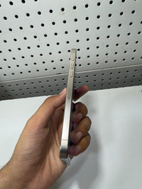 Apple iPhone 15 Pro Max | Pre-Owned | 256GB | Natural Titanium | 100% Condition